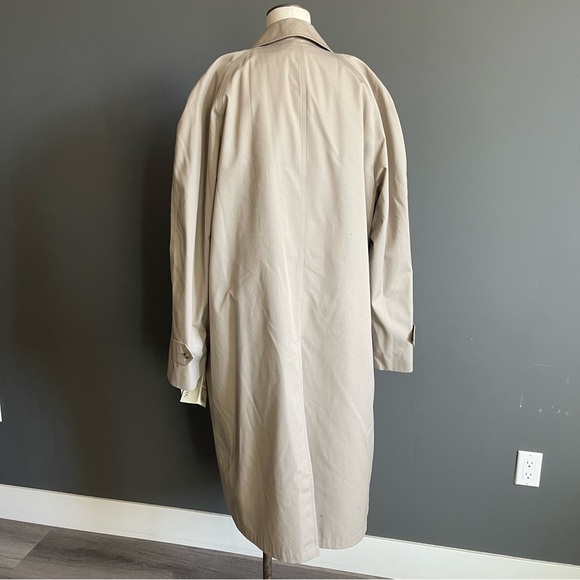 London Fog 42L Beige Long Trench Coat Classic Rain Topcoat Minimalist NWT - Picture 6 of 8